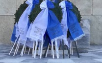 28 ΟΚΤΩΒΡΙΟΥ: ΚΑΤΑΘΕΣΗ ΣΤΕΦΑΝΟΥ